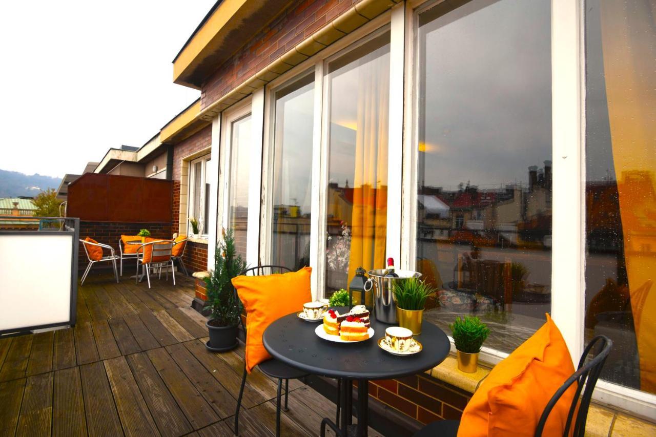 Waterfront River Side Roof Top Apartment - Terrace With City View Praga Exterior foto